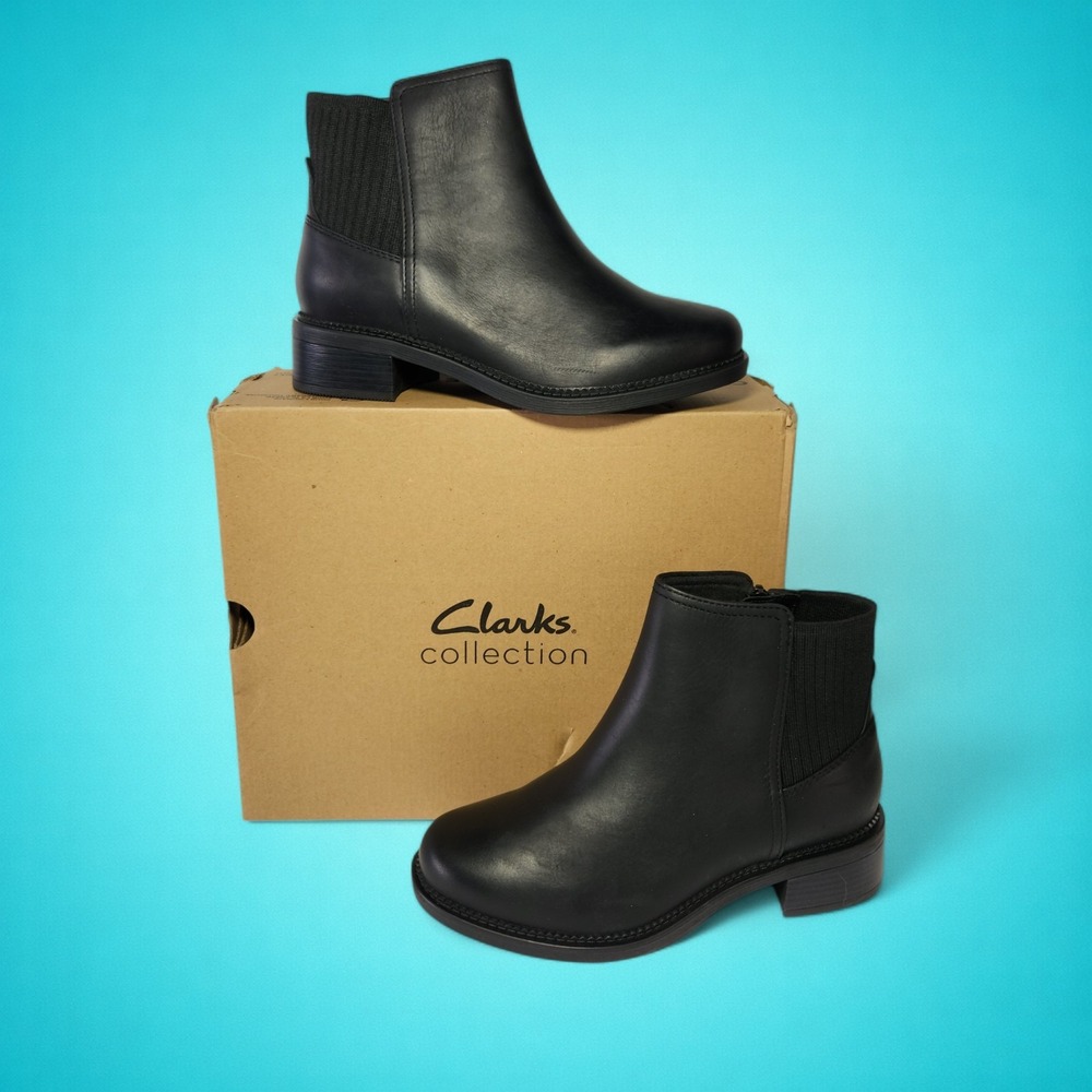 New Women's Clarks Maye Palm Black Leather Boots, Size 6.5 Wide